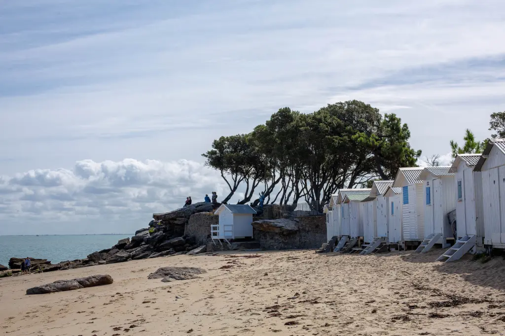 cabines de la plage des dames à Noirmoutier