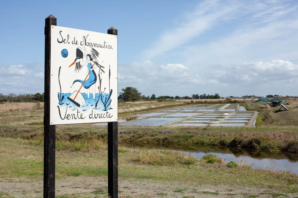 Enseigne d'une productrice de sel à Noirmoutier
